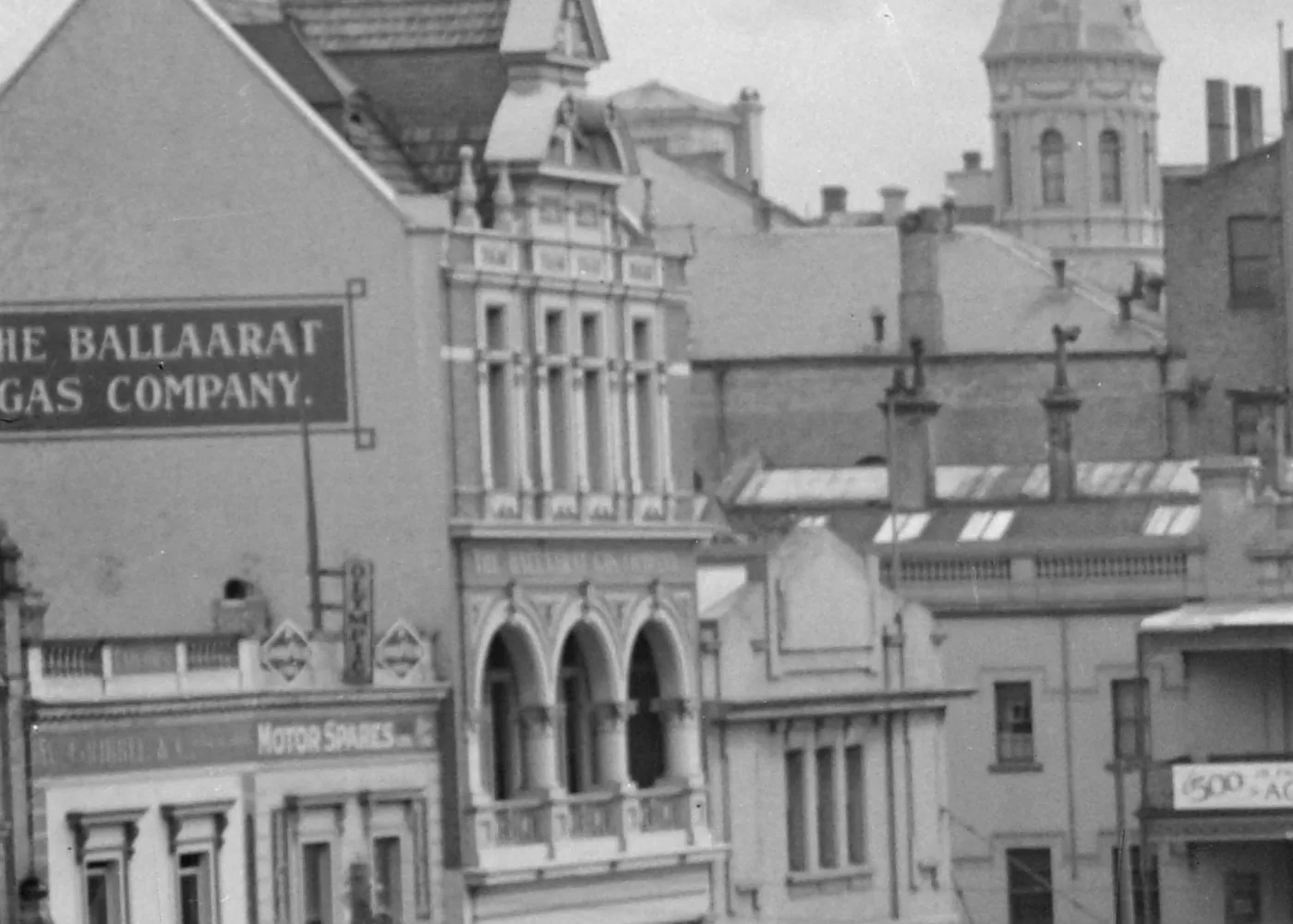 A gable on Sturt Street with a sign reading THE BALLAARAT GAS COMPANY
